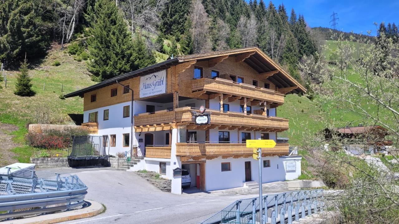 Haus Gruebl Aparthotel Wald im Pinzgau Exteriör bild