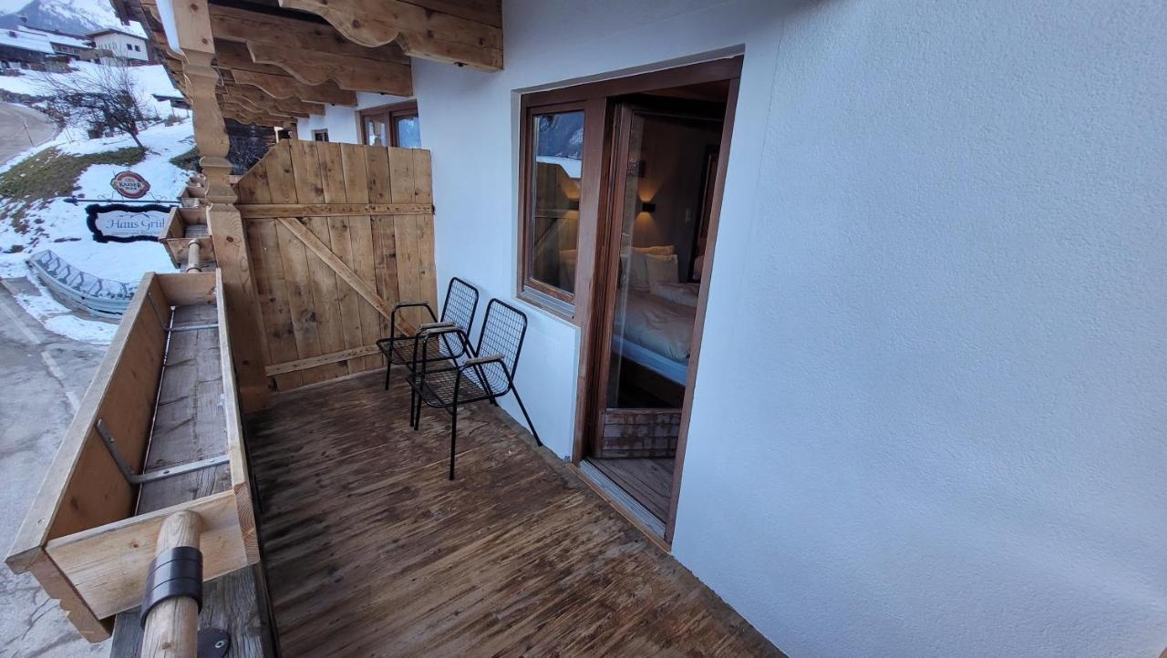 Haus Gruebl Aparthotel Wald im Pinzgau Exteriör bild