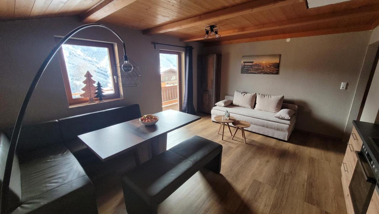 Haus Gruebl Aparthotel Wald im Pinzgau Exteriör bild